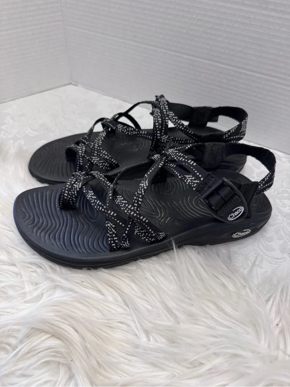 Chaco Z/ Volv X2 Sandal Women’s Size 11 Black Hike Camp Outdoors Comfort